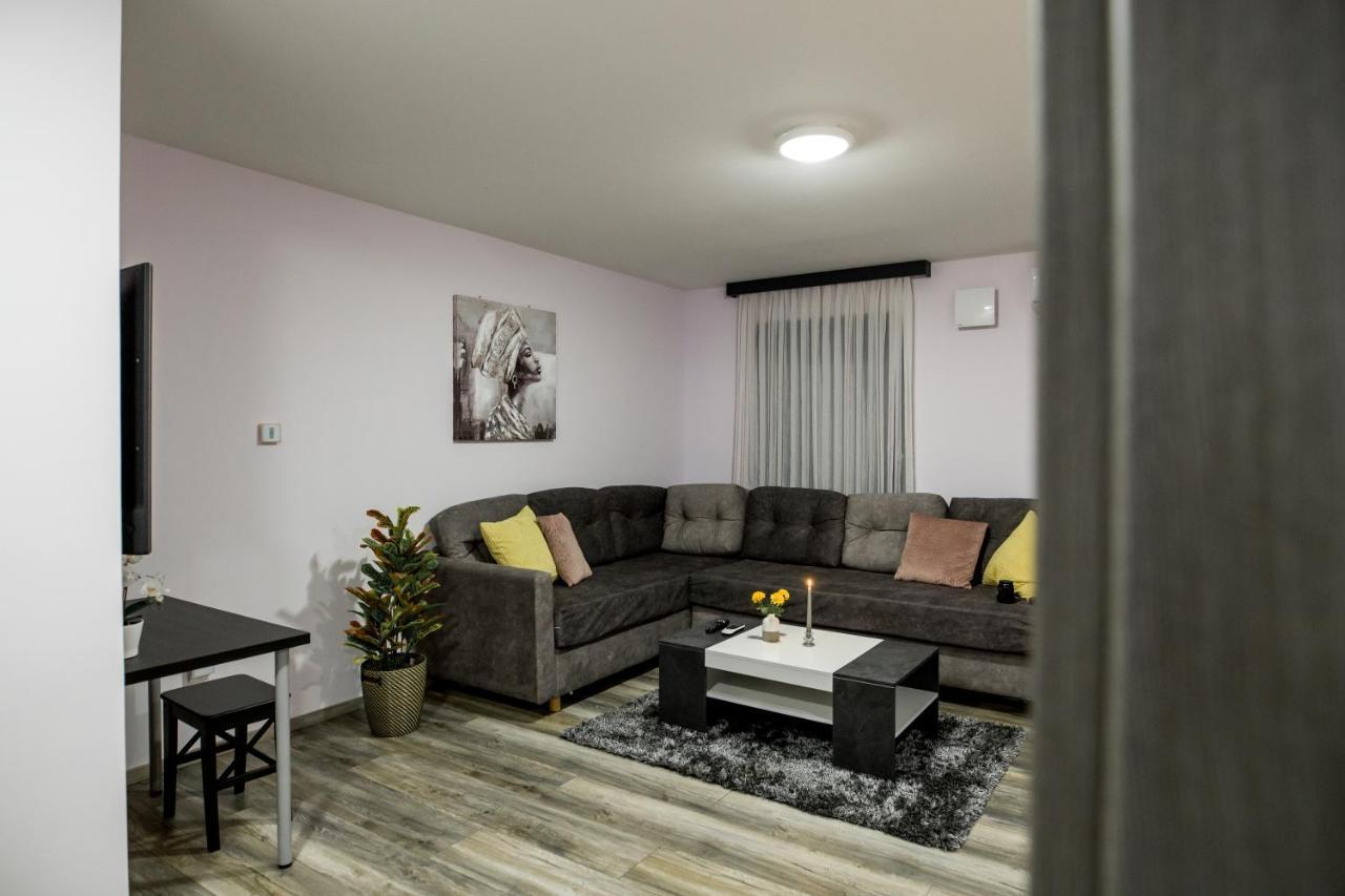 Apartments Dora Sveti Martin Na Muri Eksteriør billede