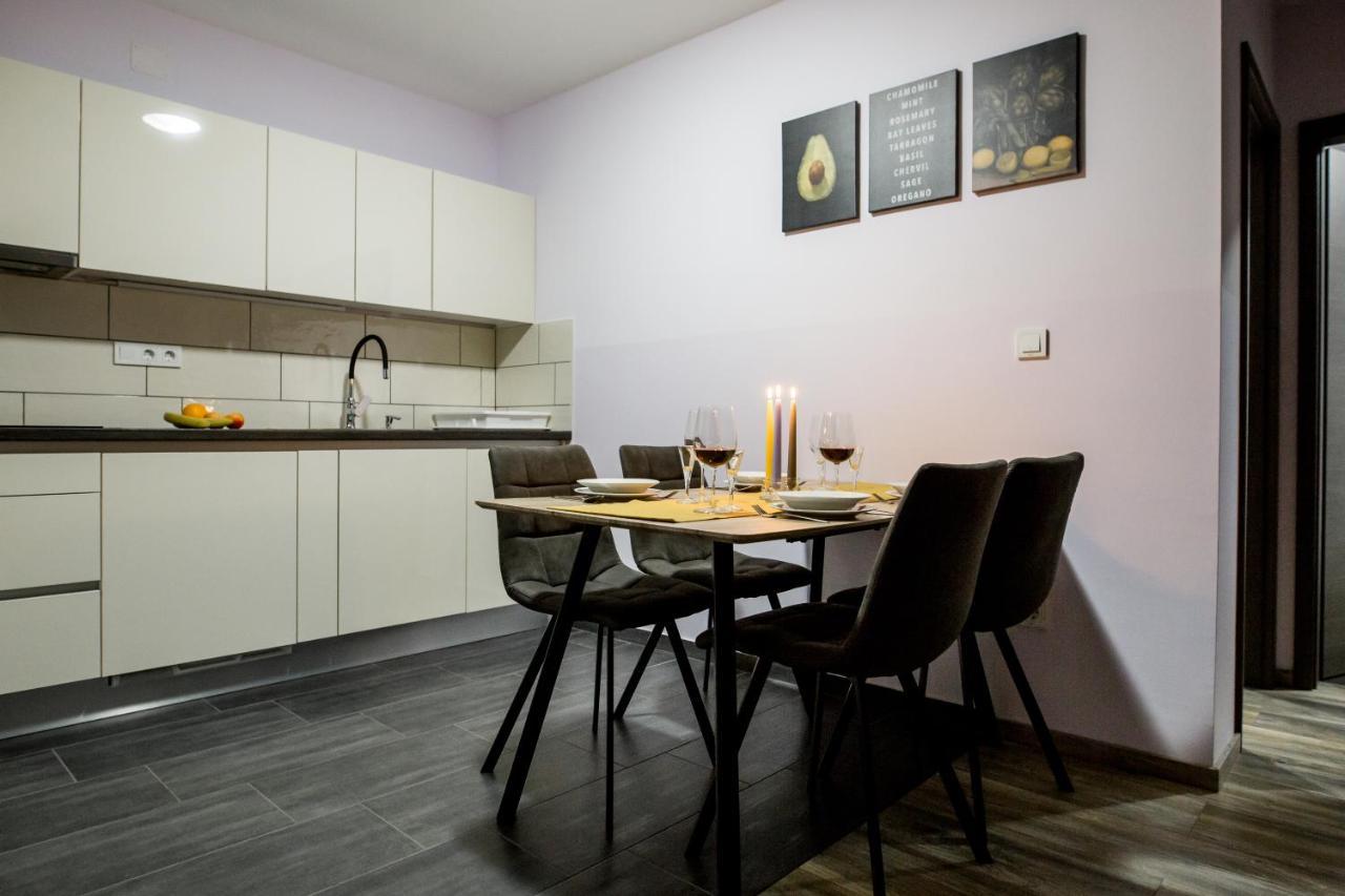Apartments Dora Sveti Martin Na Muri Eksteriør billede