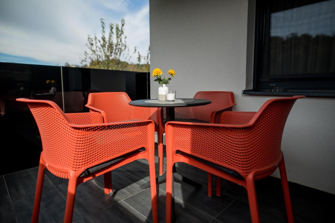 Apartments Dora Sveti Martin Na Muri Eksteriør billede