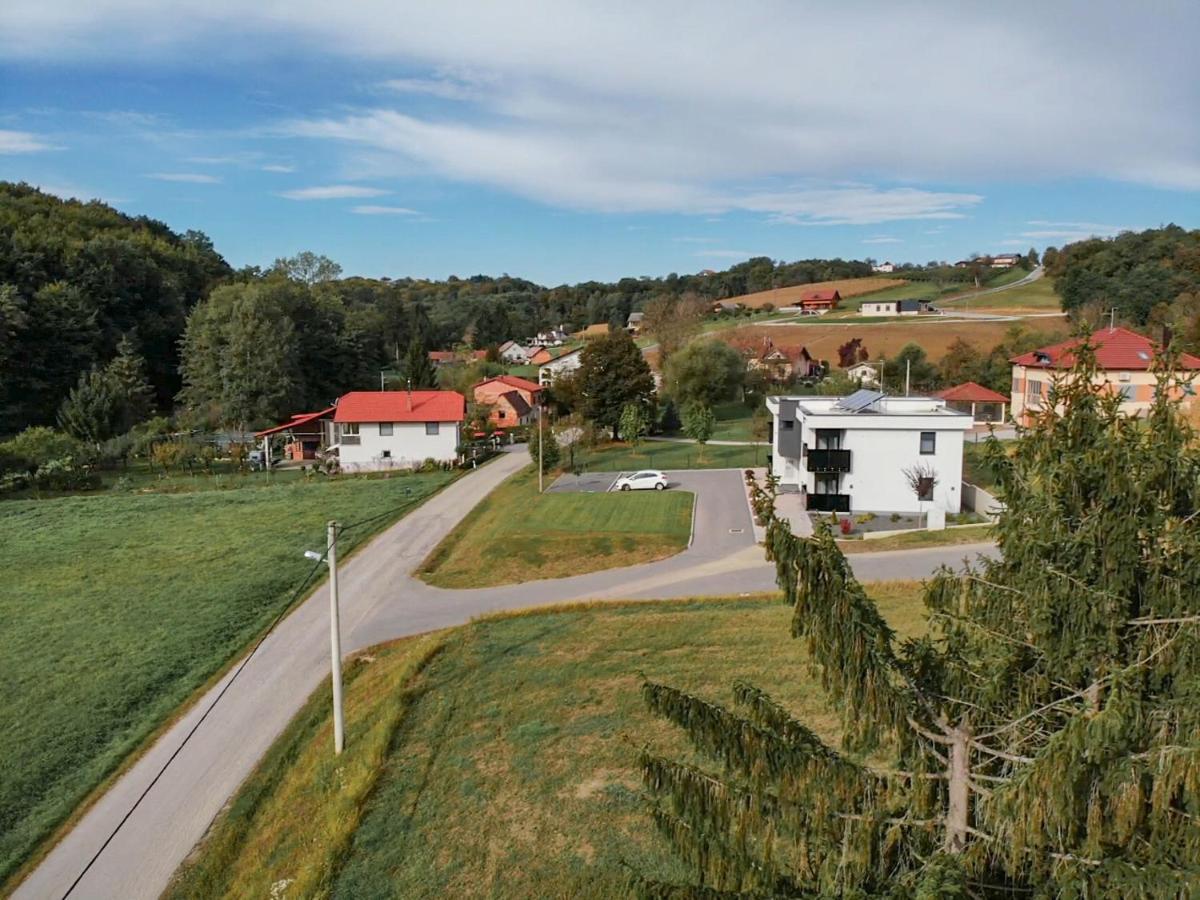 Apartments Dora Sveti Martin Na Muri Eksteriør billede